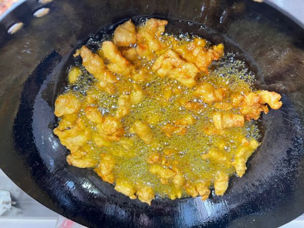 街边小吃炸鸡块