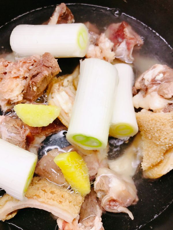 牛肚牛腩焖土豆