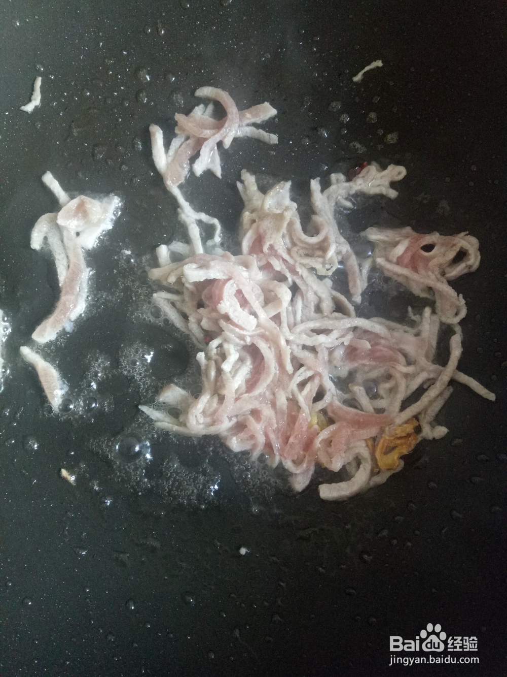 肉丝香菇鸡蛋手工面的做法