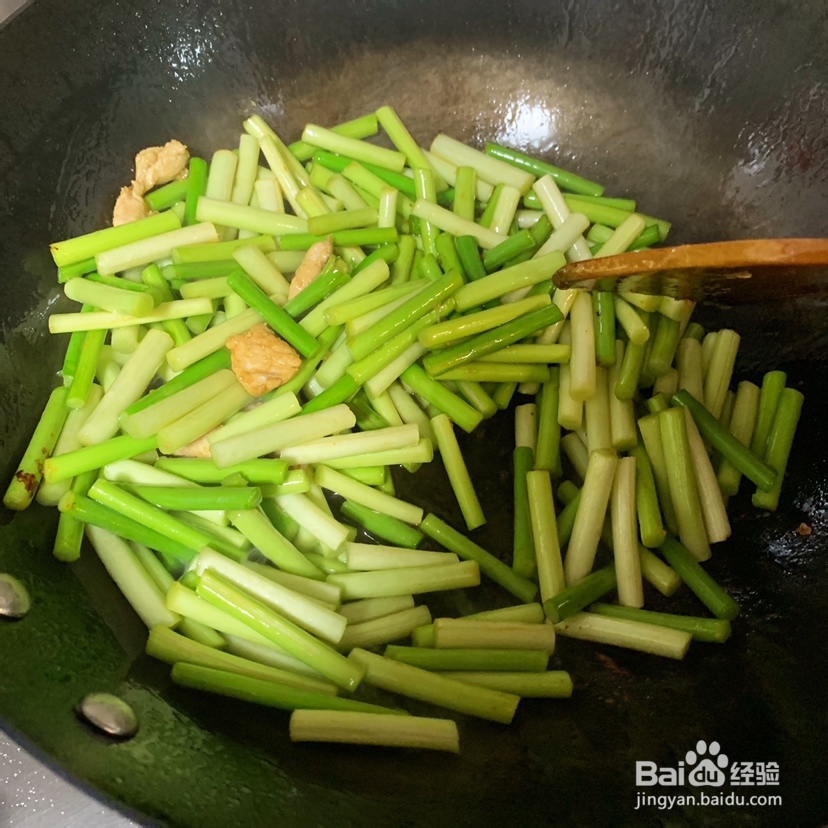 没那么讲究的家常蒜苔炒肉丝