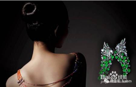 刚买的翡翠为何变得枯黄干涩？难道又是假货？