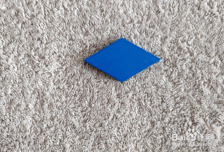 用蒙氏积木怎样拼一只飞翔的大鸟?