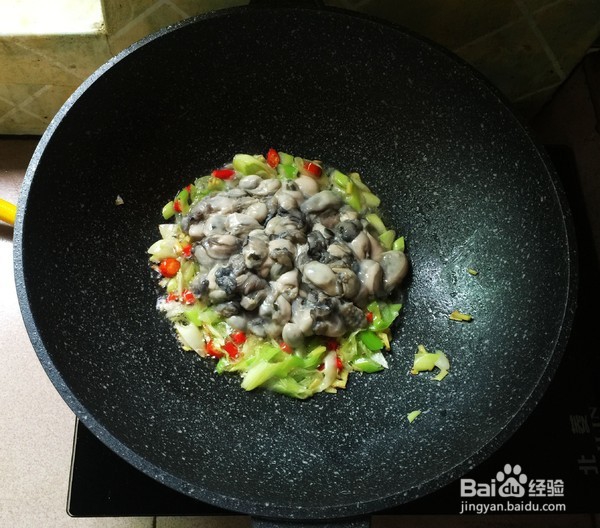 如何做出美味健康的洋葱生蚝