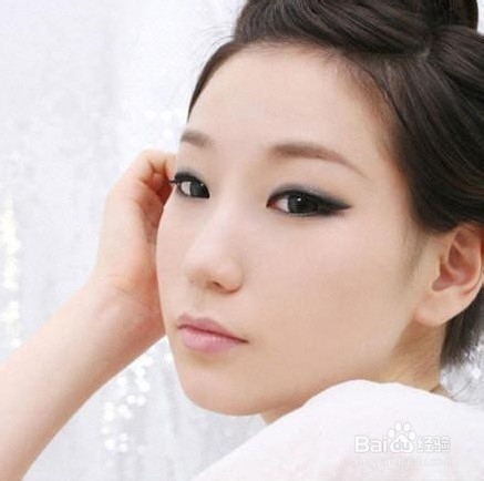 美妆5分钟打造日系单眼皮无辜大眼妆