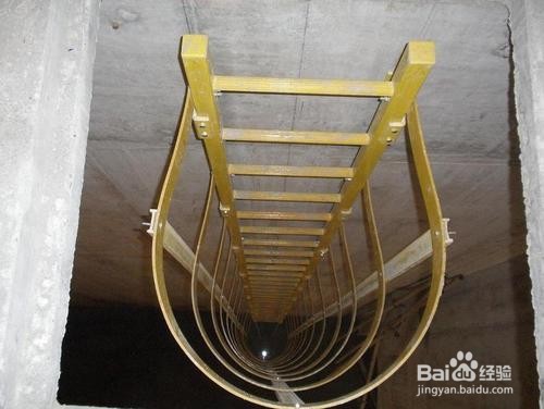 检查井爬梯做法