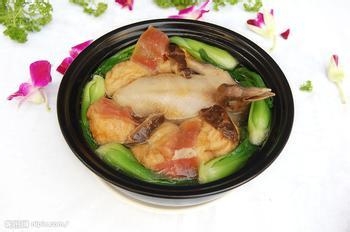 有效延缓衰老的六款灵芝药膳