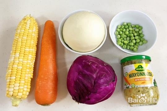 馒头蔬菜什锦沙拉的做法