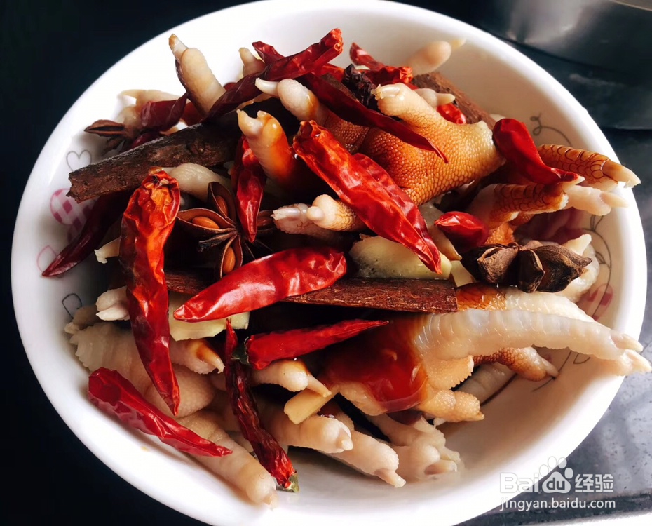 满嘴留香鹌鹑蛋版红烧鸡爪