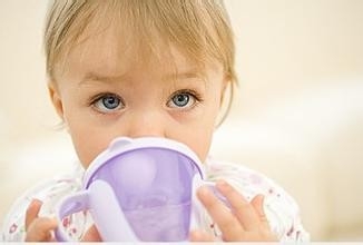 如何让孩子爱上喝水？