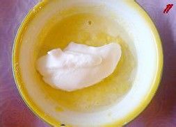 低脂高纤富含C的营养早餐——电饭锅版草莓蛋糕