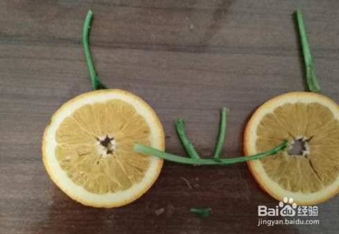 橙子摆出的小自行车创意美术制作教程