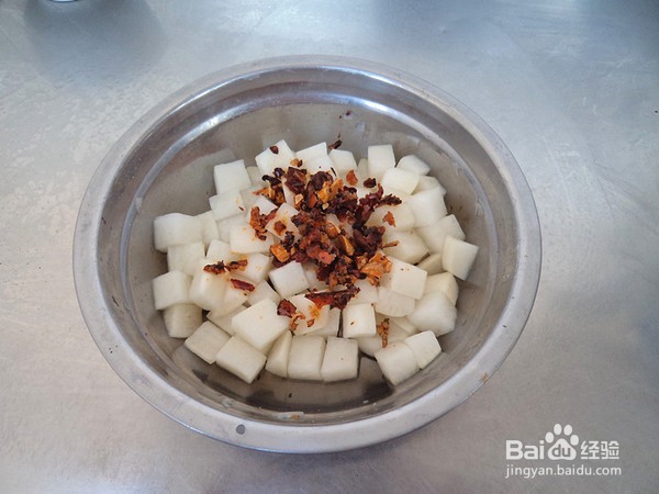 香辣萝卜丁的做法