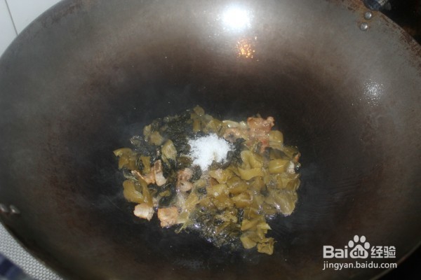 笋干炖酸菜的做法