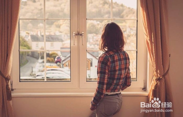 冬天室内外温差大家里地板湿漉漉怎么办