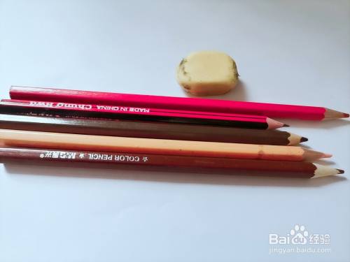 如何用铅笔画一只玩具熊