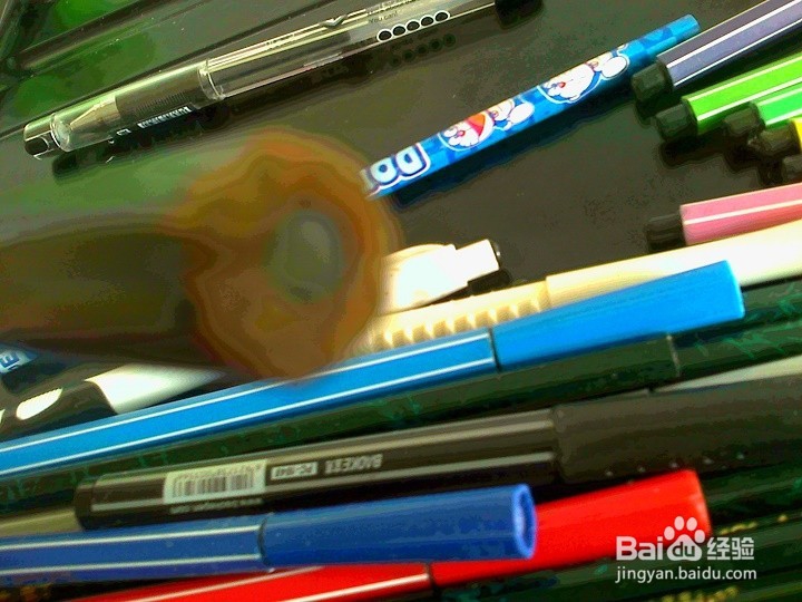 怎么让孩子识彩笔的颜色