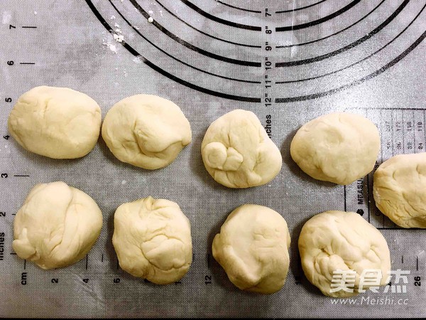 熊猫芝麻红糖包