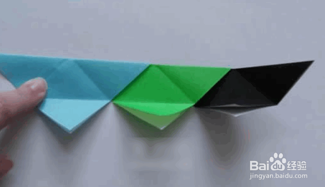三角形收纳盒的简单折法