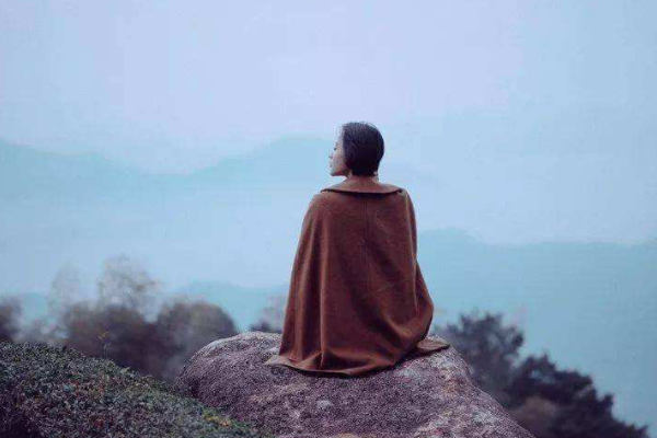 凡事在己不在人的下一句