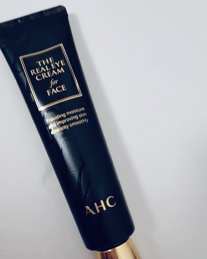 护肤重度爱好者 层层筛选的年度护肤榜单揭晓!全是宝藏!