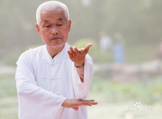 中老年人骨关节炎症状的四种护理