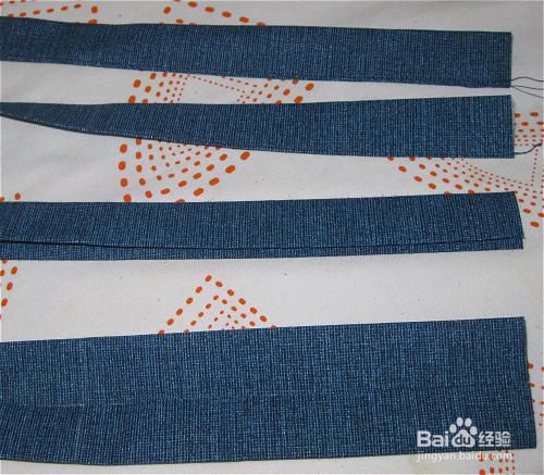 免费的缝纫模式与口袋两个口气手提袋