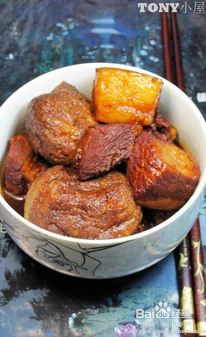 红烧肉和豆制品的荤素完美结合-----油豆腐烧肉