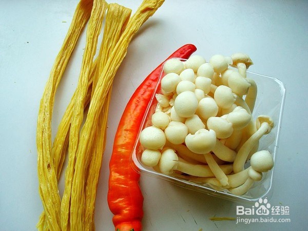 白玉菇炒腐竹的制作方法