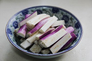 夏季健康系列-鱼香茄子煲