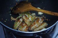 蒜香鸡翅的做法