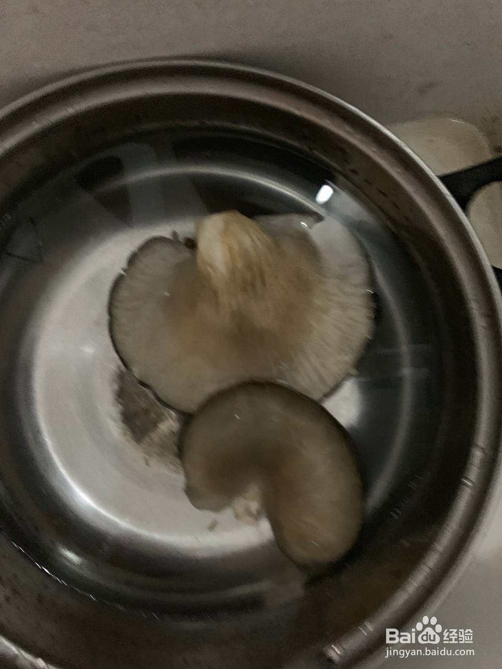 如何制作烧平菇