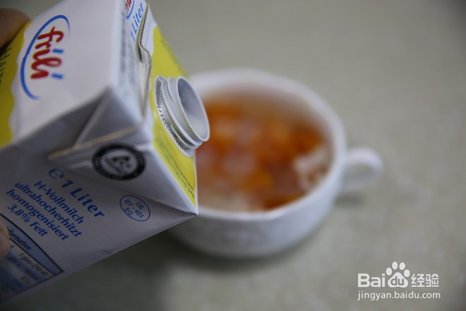 木瓜牛奶炖雪蛤