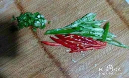 如何做酸辣土豆丝呢