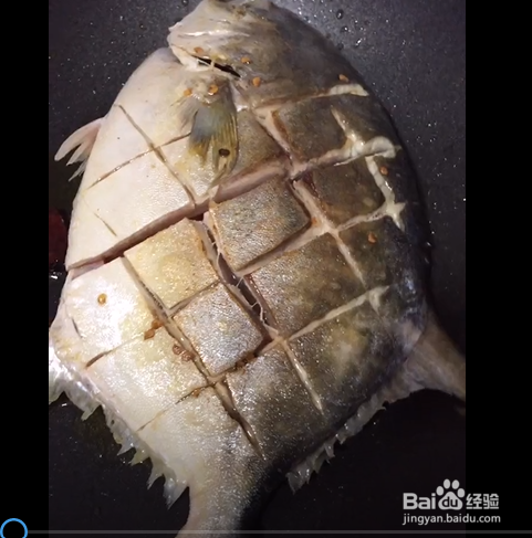 蒜香鲳鱼的制作方法