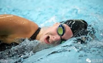 新手游泳要买些什么