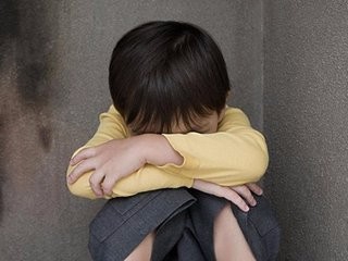 怎么解决孩子太内向的问题