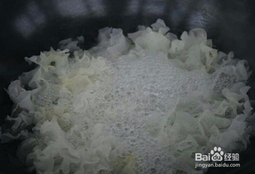 银耳枣汤怎么做好吃?家常做法教程