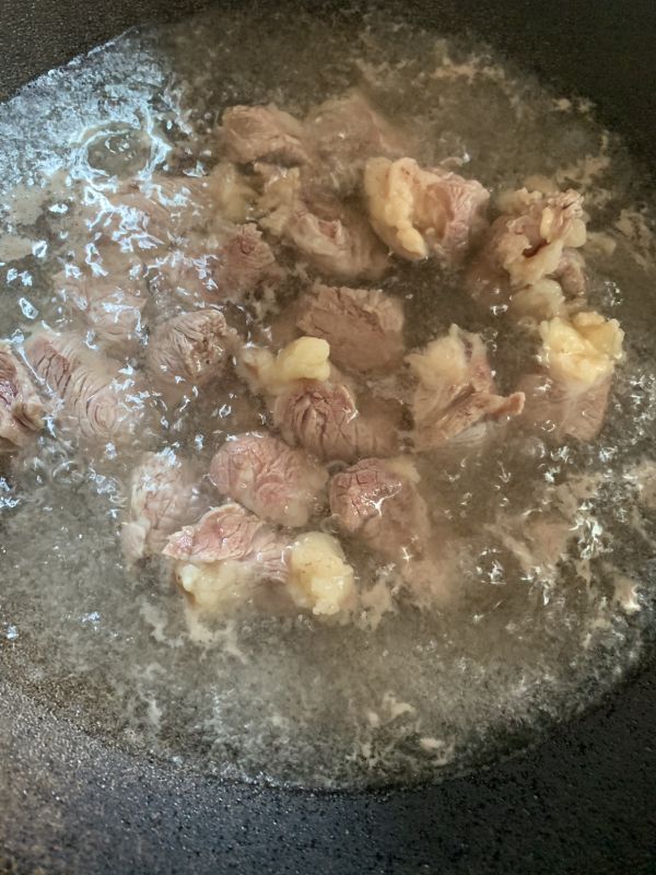 番茄牛肉炖土豆