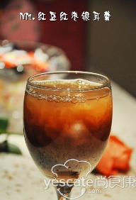 滋阴润肺美肤祛斑抗衰美人必食红枣红豆银耳羹