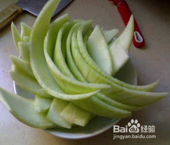 西瓜皮的健康吃法