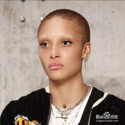 PS如何去除雀斑