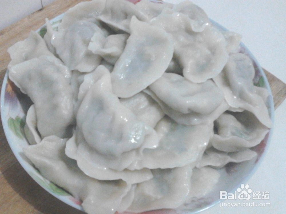 鸡蛋韭菜饺子的做法——家常鸡蛋韭菜饺子