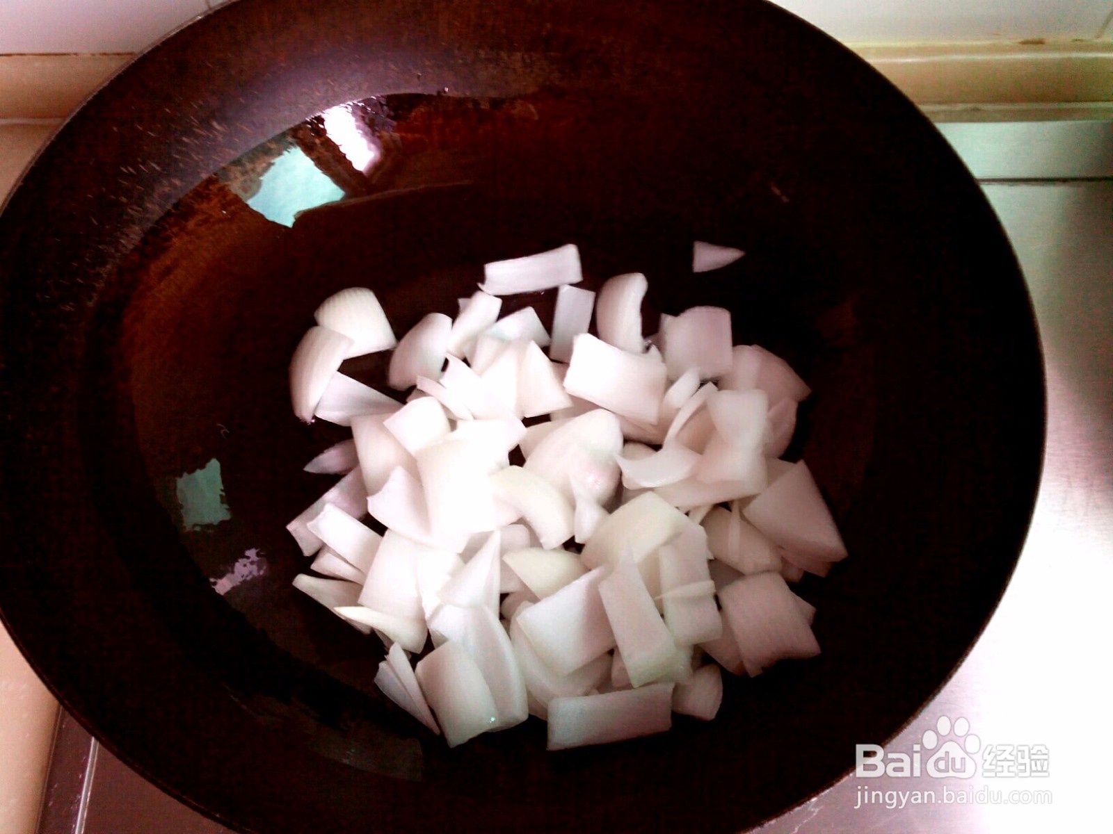 洋葱鱿鱼花的做法