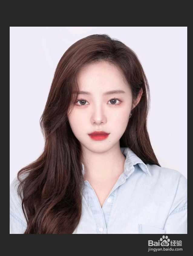 photoshop如何将张开的嘴巴闭上?