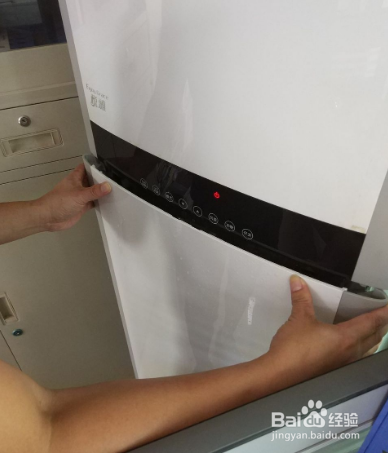家用空调滤网怎么清洗