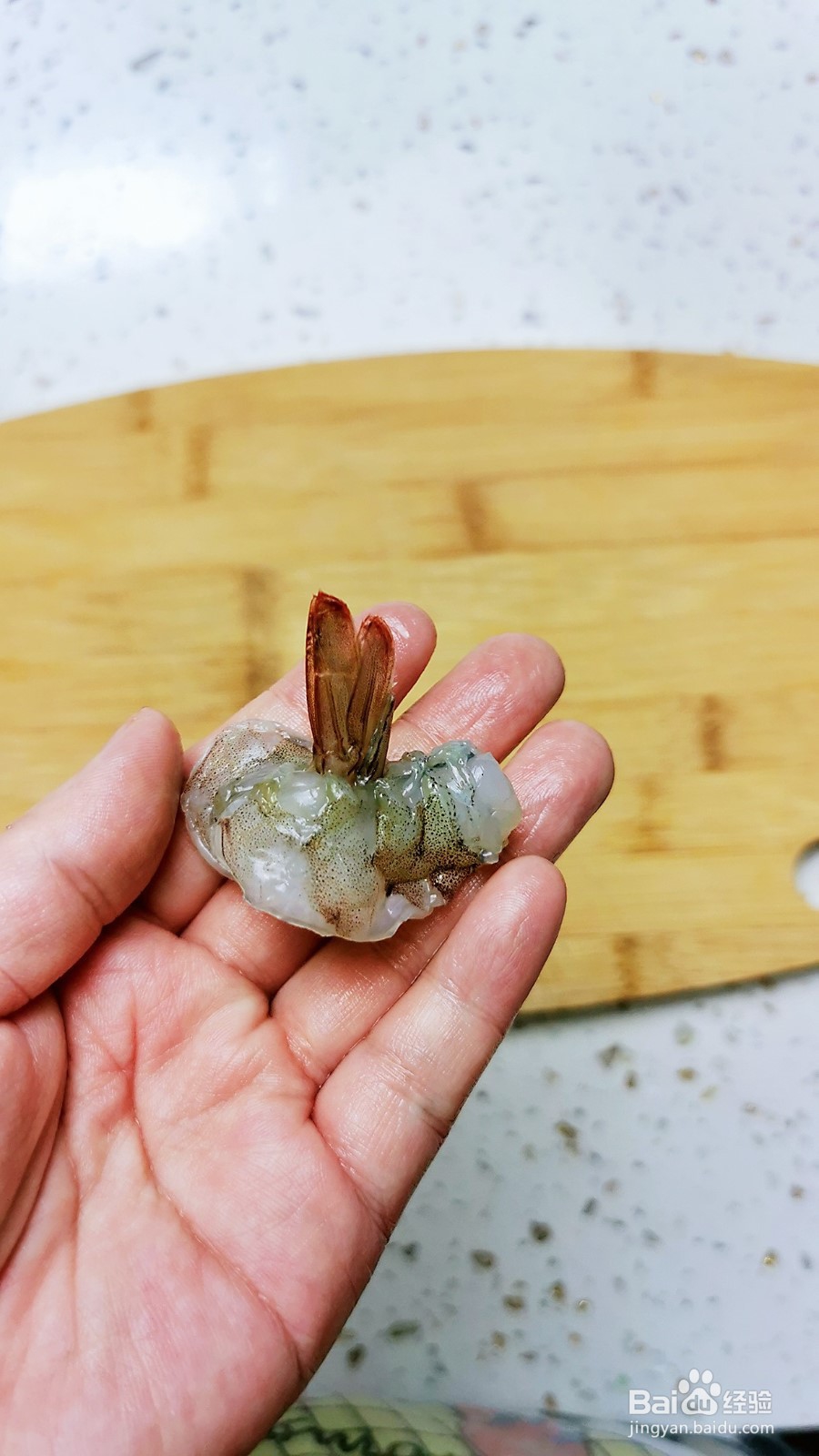 蒜蓉粉丝蒸虾的步骤