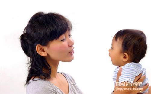 如何培养婴儿的语言能力？