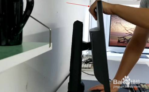 电脑显示器怎么调升降