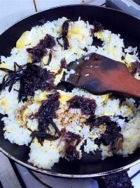 紫菜葱油蛋炒饭