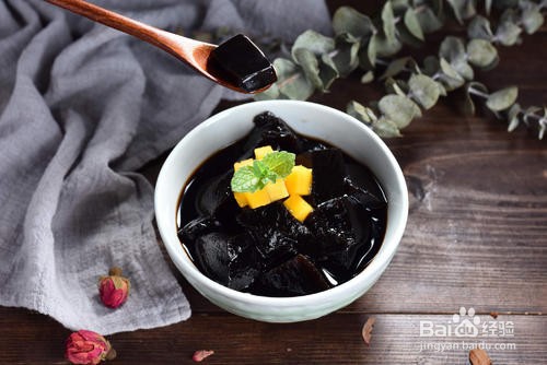 如何在家制作凉粉\龟苓膏